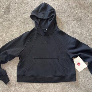 LULULEMON WOMENS OVERSIZED SCUBA HOODIE- BRAND NEW/ SIZE 4